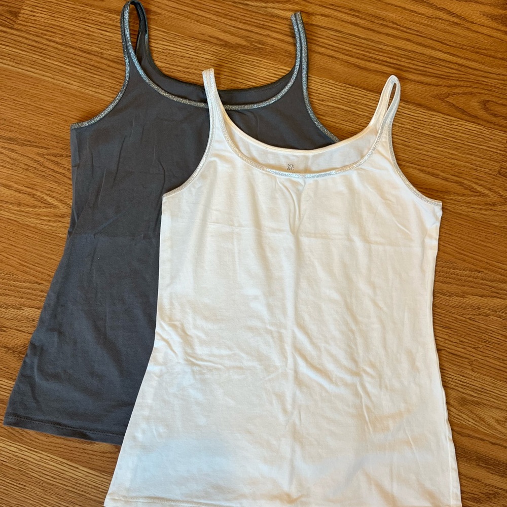 NWOT New York & Company Shimmer Trim Tank Top Set- Charcoal Gray & White